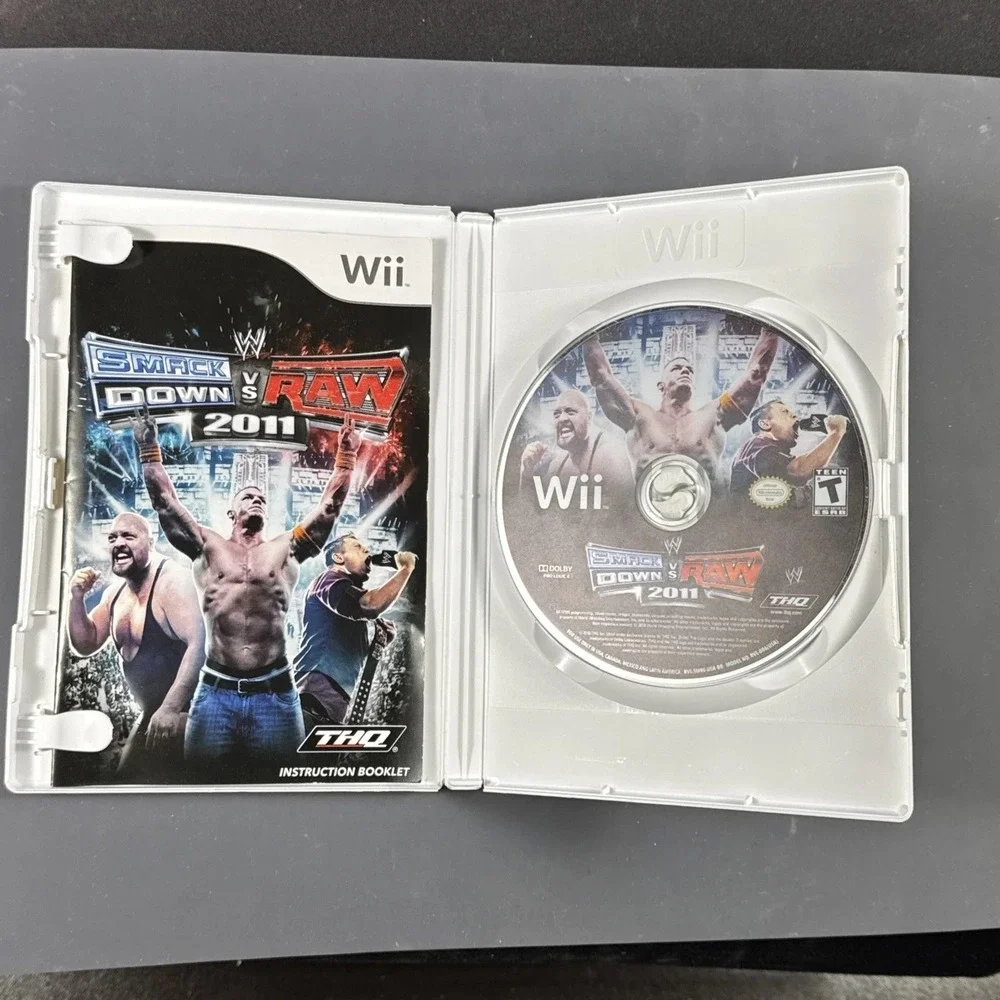 WWE SmackDown vs Raw 2011 Nintendo Wii CIB Wrestling Game THQ John Cena Big Show